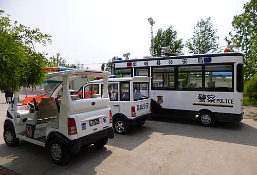 移動警務室石家莊裝備制造基地接車儀式