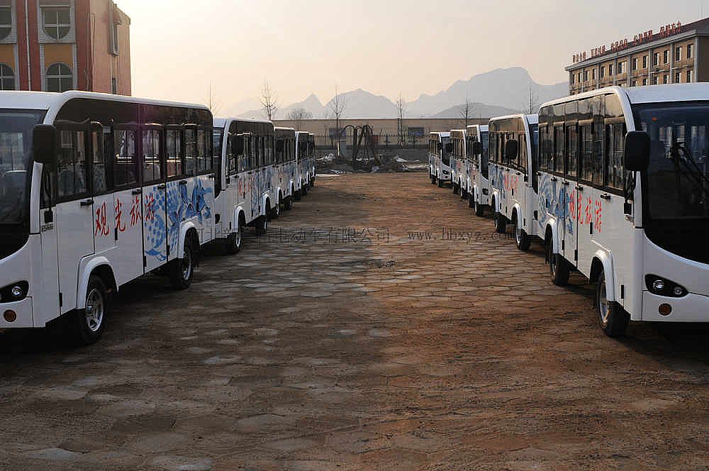 封閉式電動觀光車