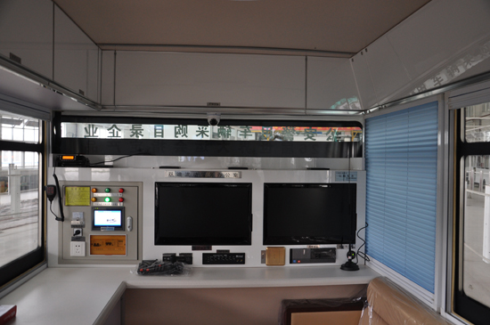 流動警務(wù)室開進(jìn)河北黃驊，開展便民服務(wù)