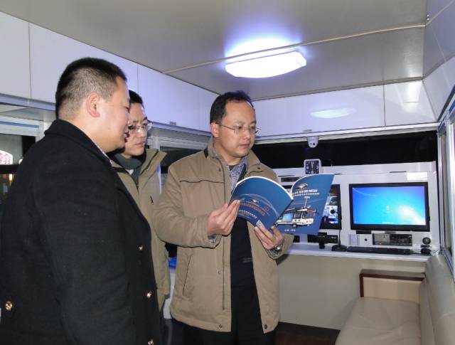 躍迪警務用車被評為“2015年度全國政府采購新能源車典范車型獎”—第11屆全國政府采購集采年會優秀供應商頒獎之汽車回顧