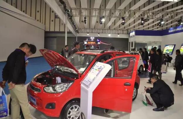 躍迪汽車強勢登錄南京新能源汽車展，引領行業發展新軌道