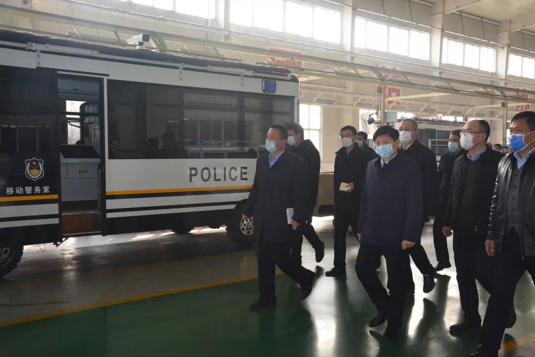 省委常委、石家莊市委書記邢國輝蒞臨躍迪集團調研考察防疫工作站生產情況