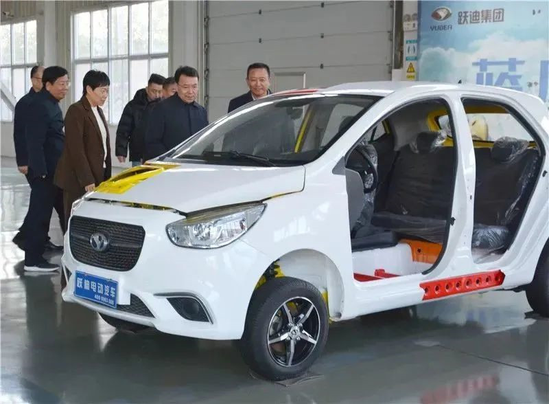 【深入企業走訪】省委統戰部常務副部長和春軍?率隊來躍迪集團調研