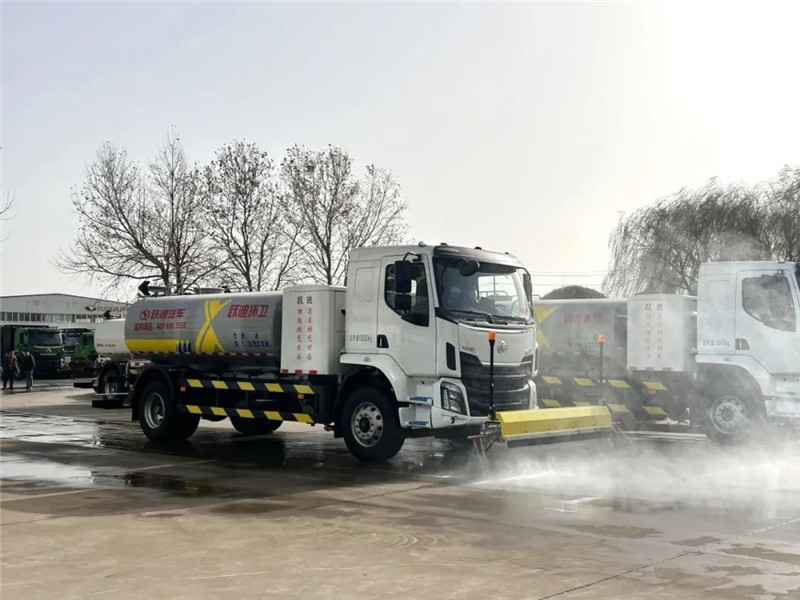 低碳環保 除霾降塵丨躍迪新能源多功能抑塵車、清洗車強強組合