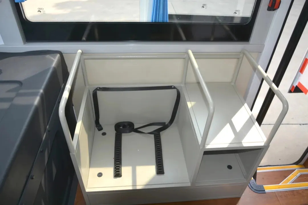 躍迪移動警務(wù)室：靈動衛(wèi)士，護(hù)航城市每一步