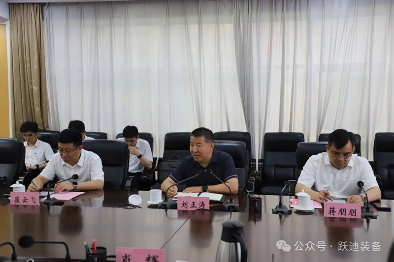 中國重汽集團董事長劉正濤到躍迪集團調(diào)研